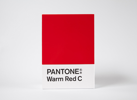 pantone-warm-red-c-lisztesl-da